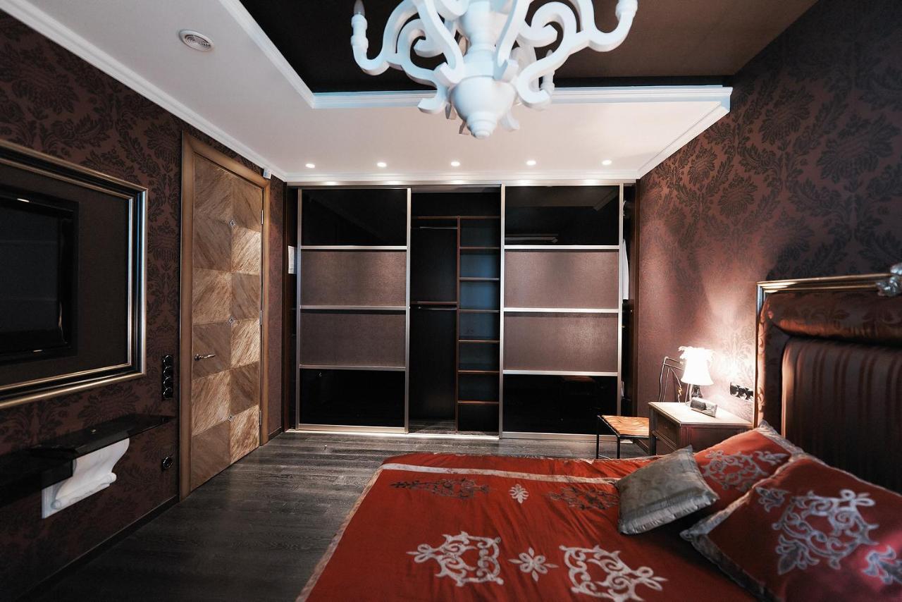 So Fashionable Apartment In The Heart Of 민스크 외부 사진
