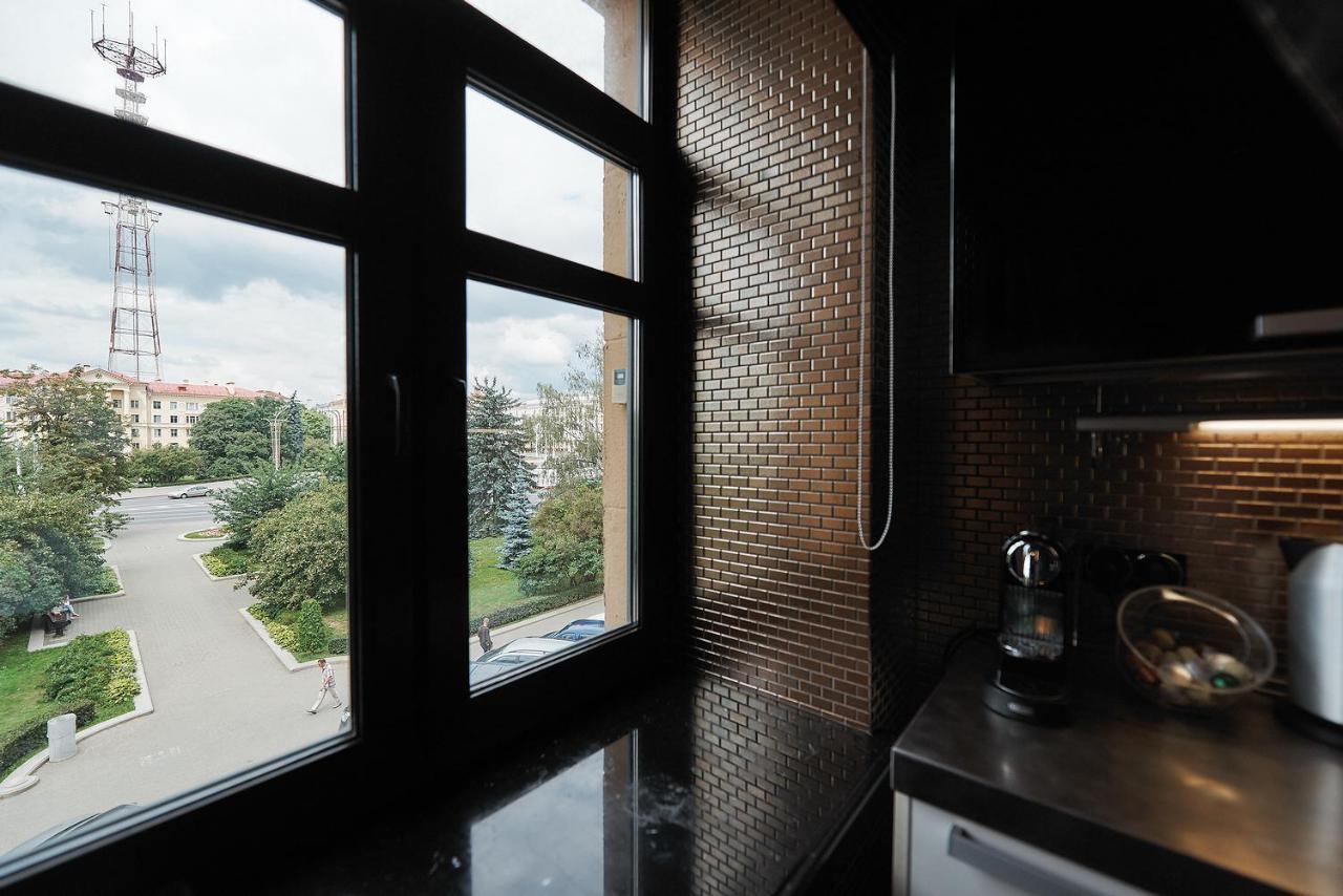 So Fashionable Apartment In The Heart Of 민스크 외부 사진